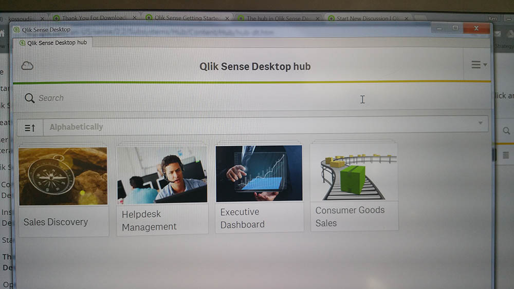 Qlik Sense Desktop Hub - issue.jpg